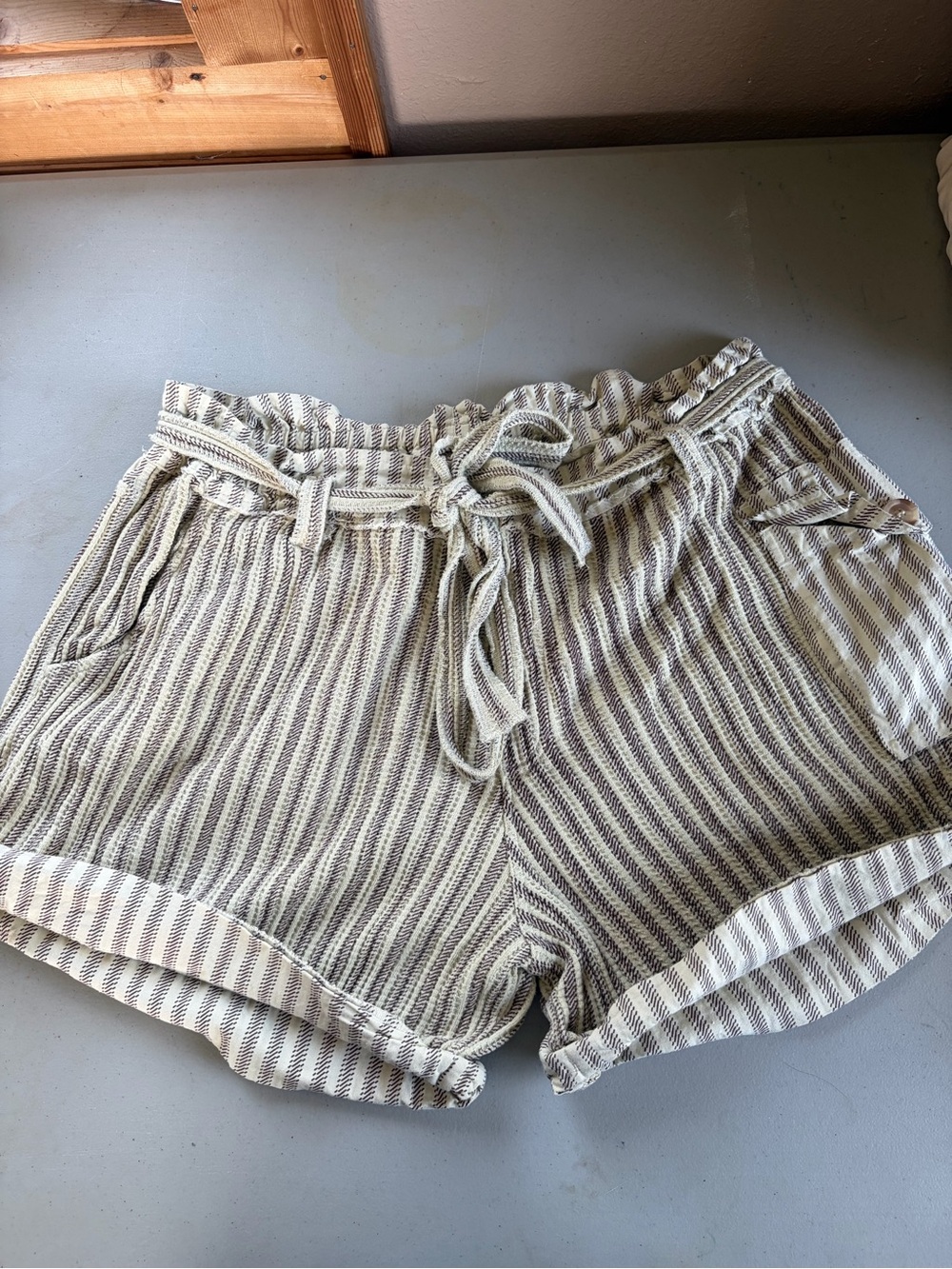 Free People FP One Harriet Striped Paperbag Shorts Cream Tan, size L